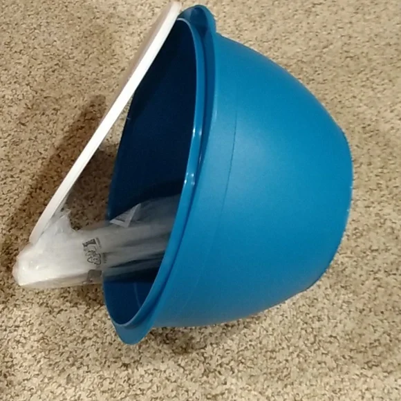 Tupperware Aqua Container - Picture 6 of 15